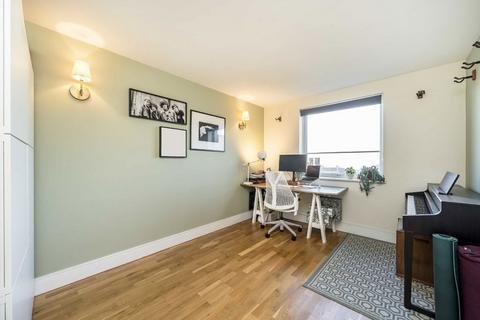 undefined, Peckham Grove, London SE15