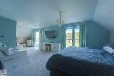 5 bedroom detached house for sale, Weeping Cross, Stafford, Staffordshire, ST17