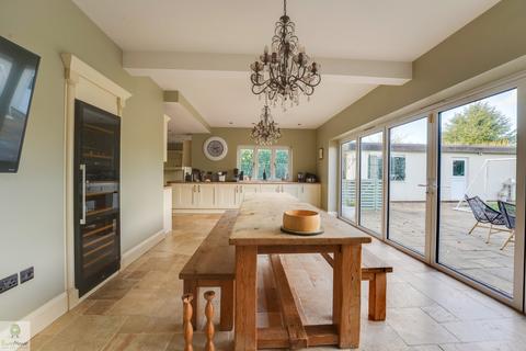 5 bedroom detached house for sale, Weeping Cross, Stafford, Staffordshire, ST17