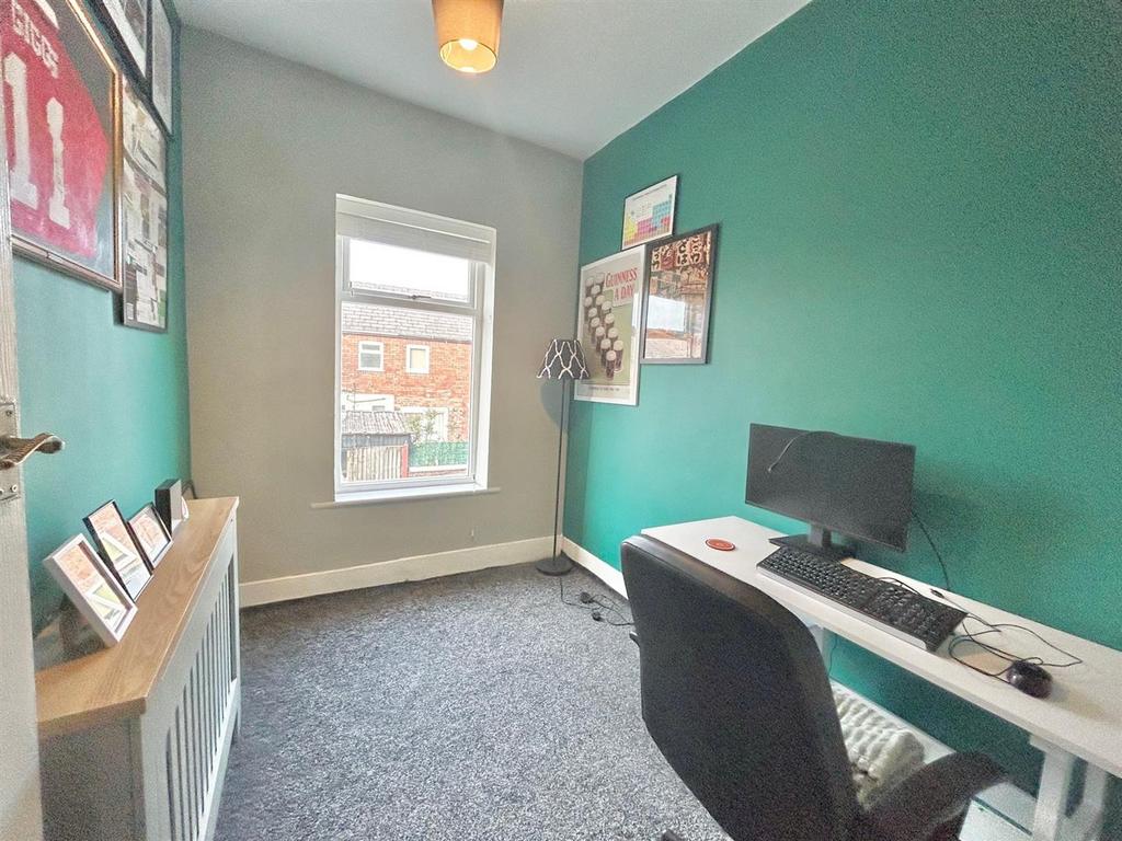 Bedroom 2.jpg