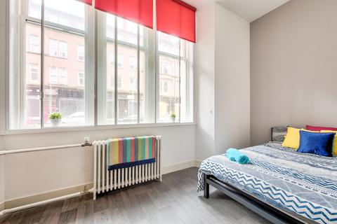 undefined, STA Deluxe Studio - Double Bed at Glasgow, 21, St. Andrews Street G1