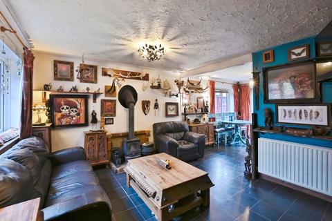 undefined, Hibiscus Grove, Bordon GU35