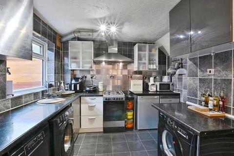 undefined, Hibiscus Grove, Bordon GU35