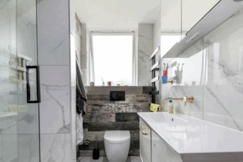 4 bedroom flat for sale, Green Street, London EN3