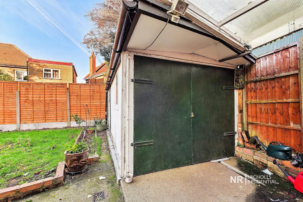 Garage