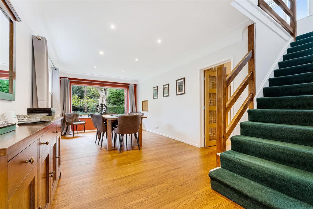 Dining Room 4