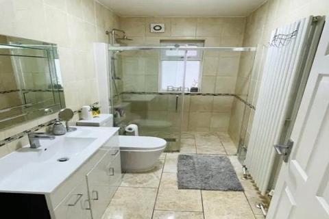 undefined, Milton Avenue, High Barnet, London, EN5