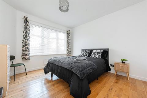 undefined, Milton Avenue, High Barnet, London, EN5