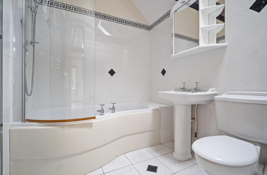 Ensuite
