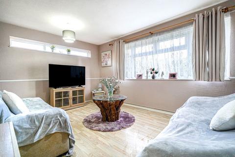 2 bedroom ground floor flat for sale, Stratford Road, Shirley