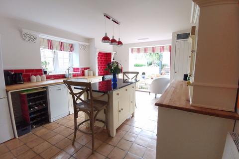 3 bedroom semi-detached house to rent, Folly Road, Kingsbury Episcopi, Somerset, TA12
