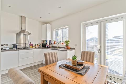 2 bedroom semi-detached house for sale, Hadley Gardens, Rogerstone, NP10
