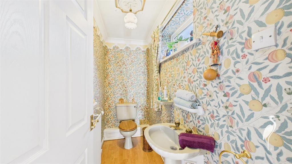 Cloakroom/WC
