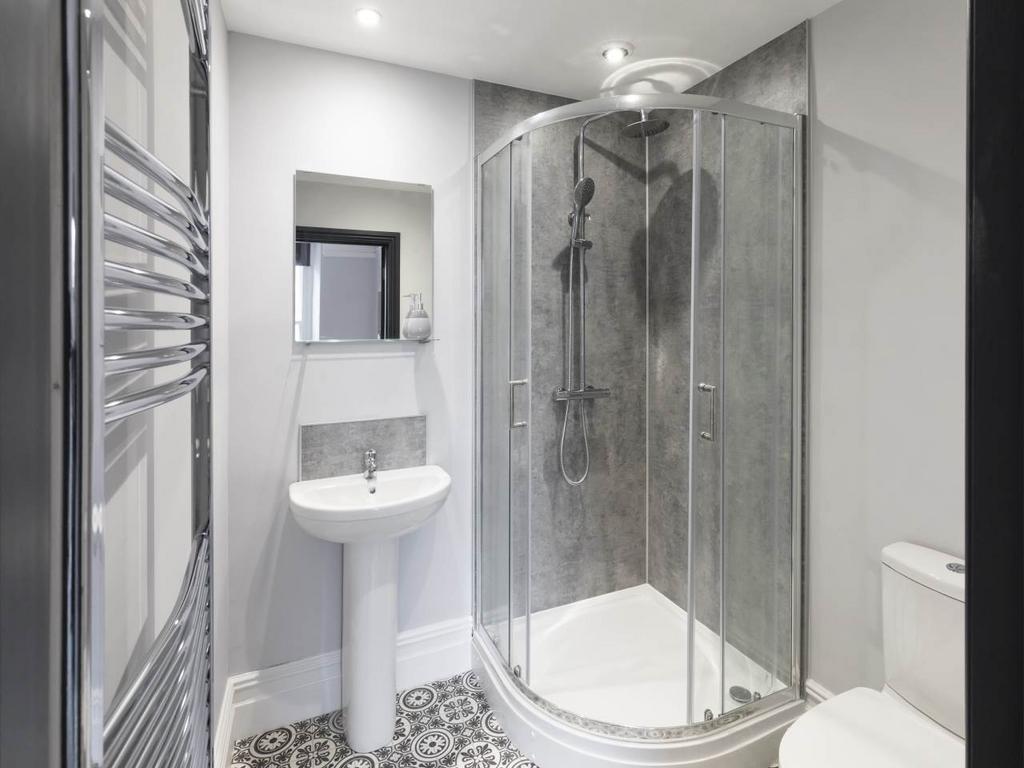 Ensuite