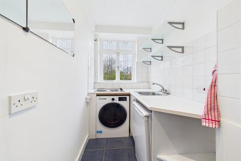 undefined, Tudor Close, Brixton Hill, London, SW2