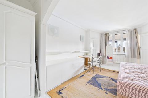 undefined, Tudor Close, Brixton Hill, London, SW2