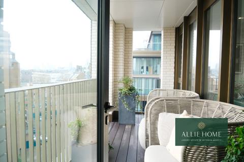 3 bedroom flat for sale, 9, Arrival Square, London E1W