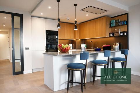 3 bedroom flat for sale, 9, Arrival Square, London E1W