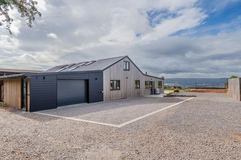4 bedroom barn conversion for sale, Winters Lane, Redhill