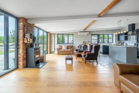 4 bedroom barn conversion for sale, Winters Lane, Redhill