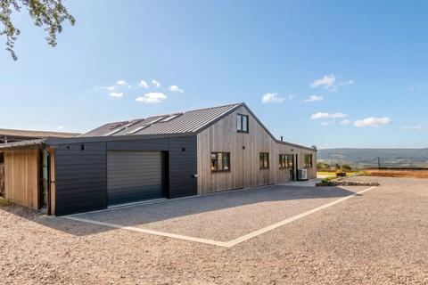 4 bedroom barn conversion for sale, Winters Lane, Redhill