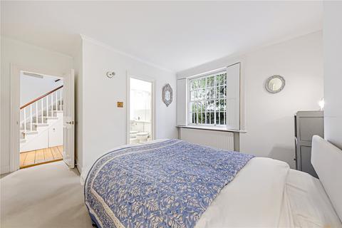 2 bedroom maisonette to rent, Chalcot Crescent, Primrose Hill, London, NW1