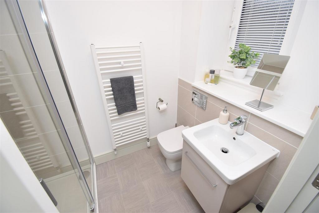 En suite shower room .jpg