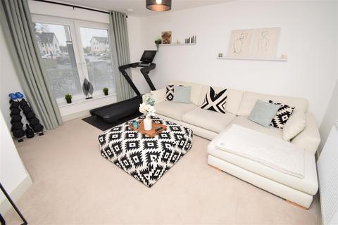 3 bedroom end of terrace house for sale, 41 Dunain Square, Inverness