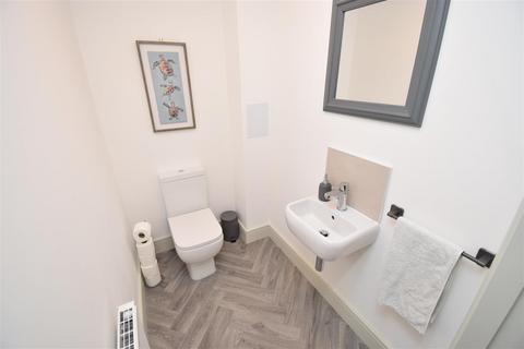 3 bedroom end of terrace house for sale, 41 Dunain Square, Inverness