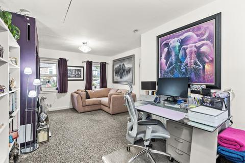 undefined, North End, Cambusbarron, FK7