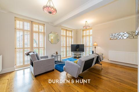 3 bedroom semi-detached house for sale, Victory Road, Wanstead E11