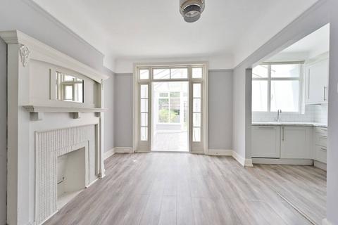 3 bedroom terraced house to rent, Lower Downs Road, Raynes Park, London, SW20