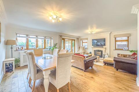 undefined, Windermere Avenue, Hockley SS5