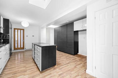 4 bedroom terraced house for sale, Park Road, London, E10