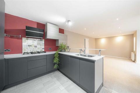 undefined, Riverside, Sunbury-On-Thames TW16