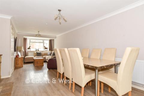 undefined, Smugglers Way, Barns Green RH13