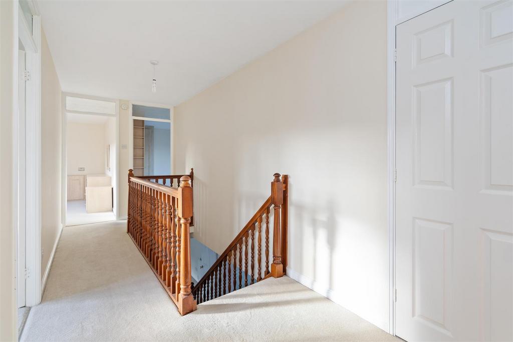 7, Cheveridge Close Solihull, B91 3 TT 3.jpg