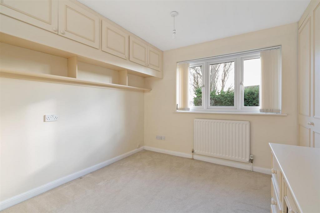 7, Cheveridge Close Solihull, B91 3 TT 4.jpg