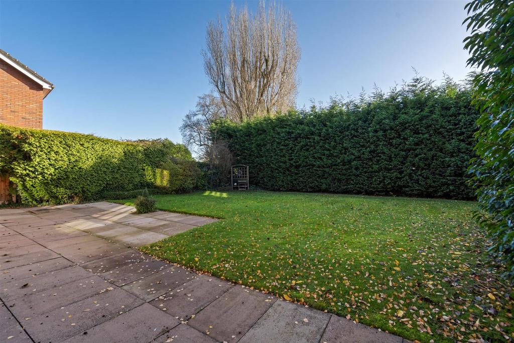 7, Cheveridge Close Solihull, B91 3 TT 27.jpg