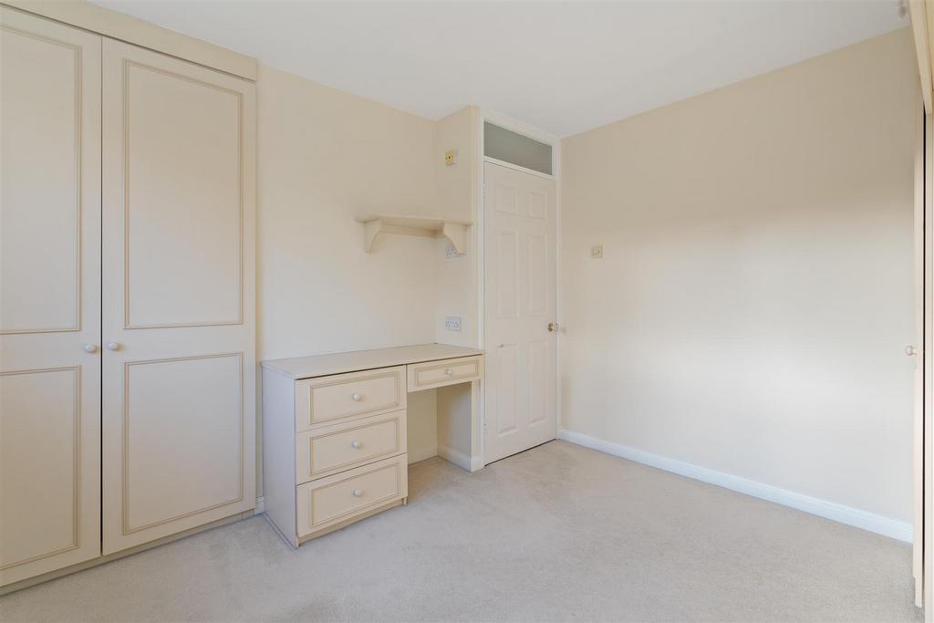 7, Cheveridge Close Solihull, B91 3 TT 5.jpg