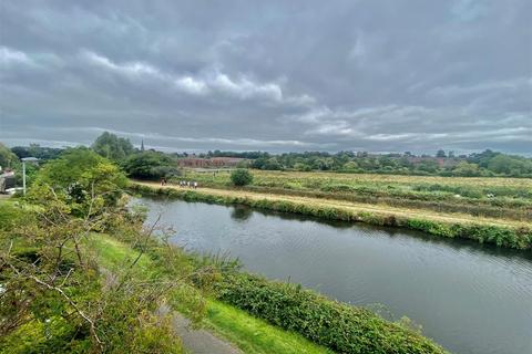 1 bedroom apartment to rent, Water Lane, Exeter