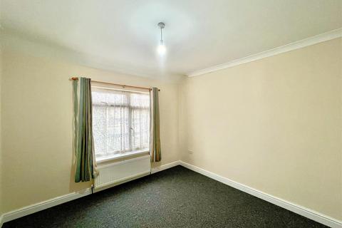undefined, Park Avenue, Southall UB1