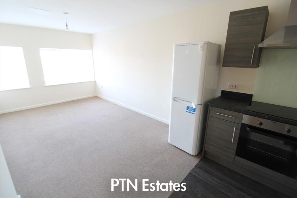 Lounge :kitchen.jpg