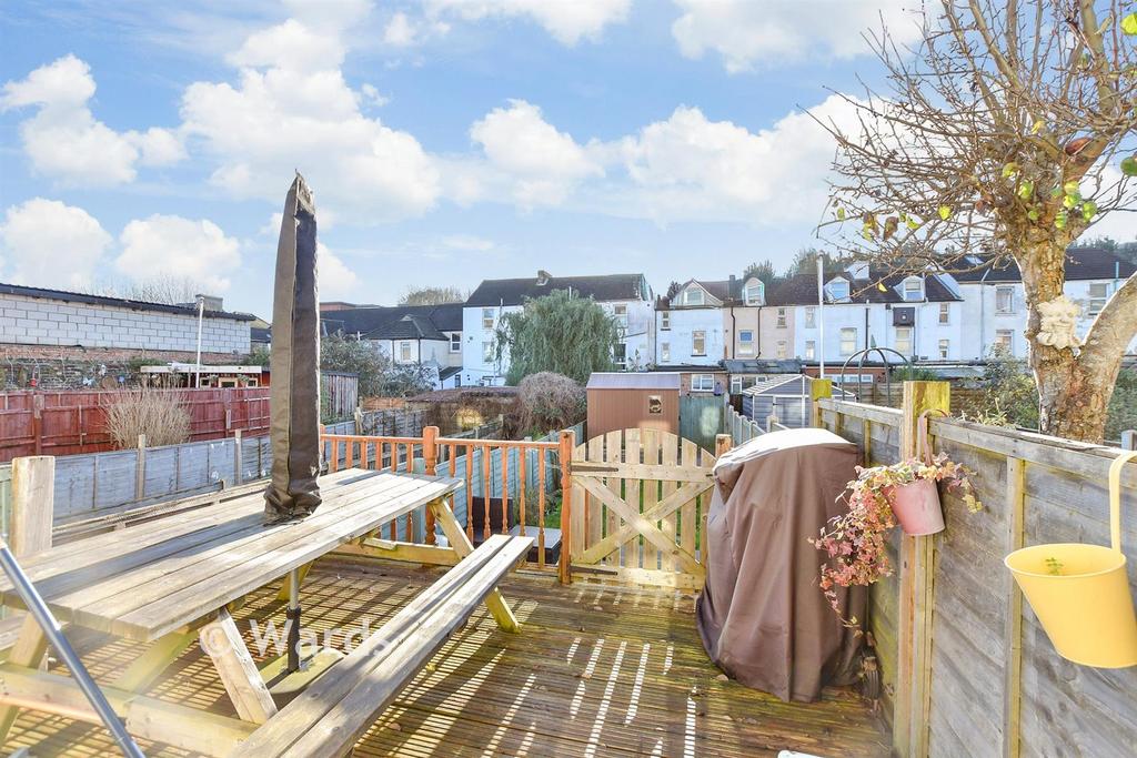 Patio / Decking