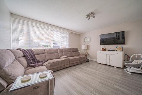 undefined, Foredrove Lane, Solihull, B92