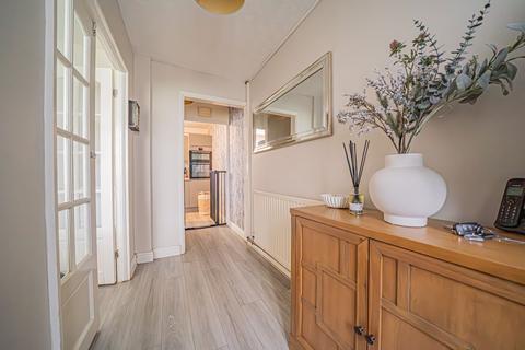 undefined, Foredrove Lane, Solihull, B92