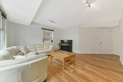 2 bedroom flat to rent, Ferry Street, Docklands, London, E14