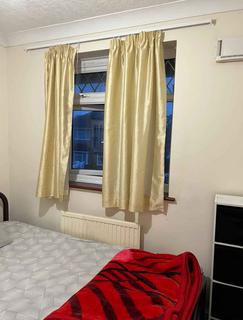 undefined, Doghurst Avenue, Harlington UB3