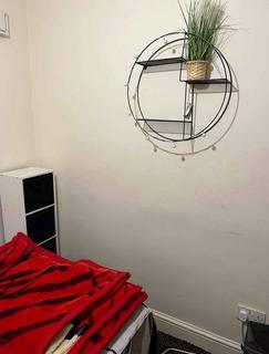 undefined, Doghurst Avenue, Harlington UB3