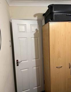 undefined, Doghurst Avenue, Harlington UB3